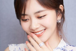 娱乐圈谭松韵吃瓜小说,揭秘明星背后的秘密生活